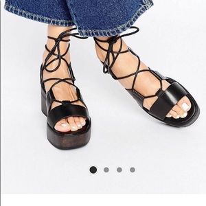 Vagabond Noor Black Cross Front Platform Sandals